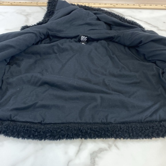 BDG Urban Outfitters Teddy Coat Jacket Women Small Black Zip Up Cropped Fuzzy - Picture 6 of 10
